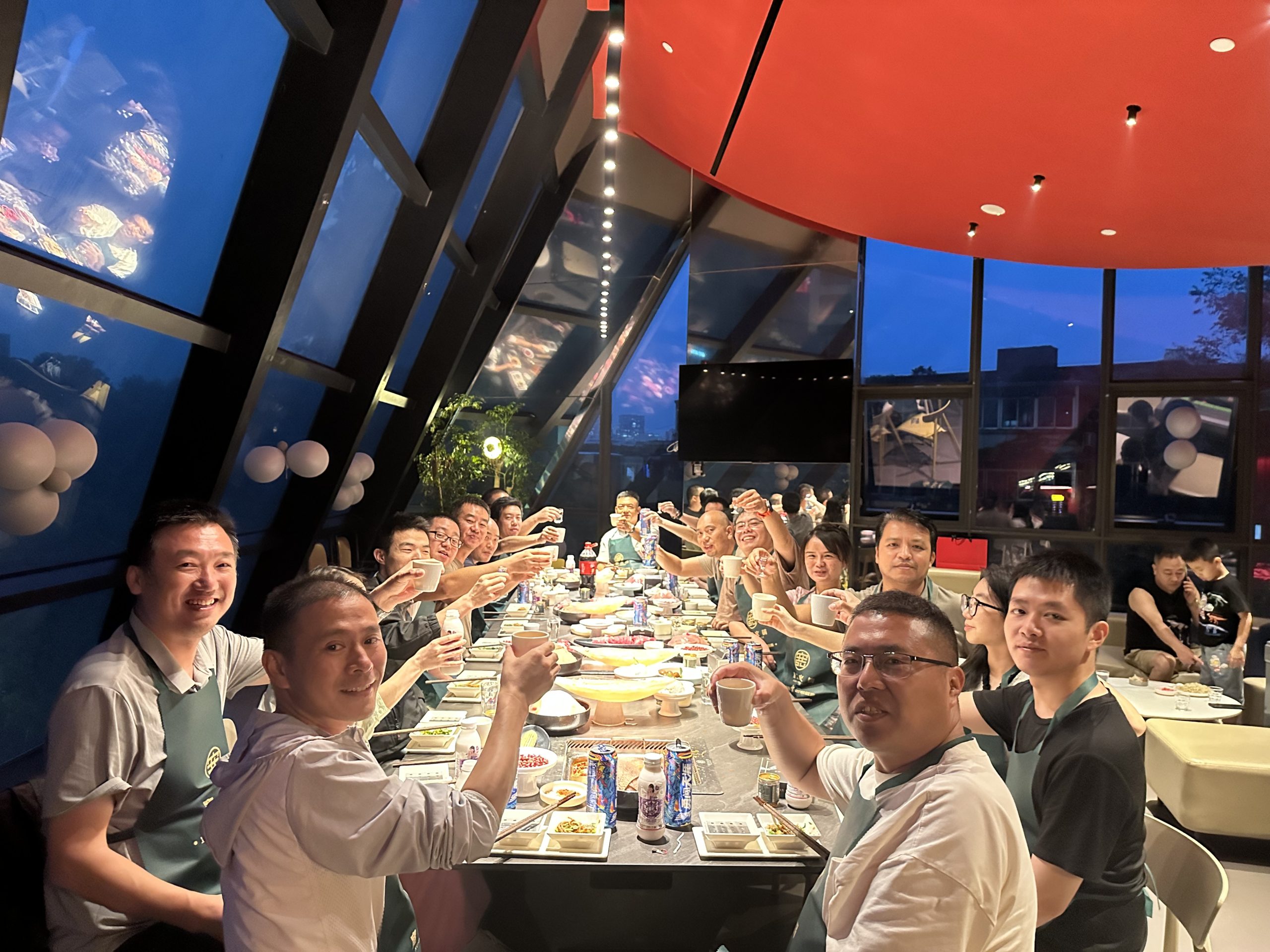 来自NeuroDrive汽车人的双节信:和你一起,驶向更暖的未来-NeuroDrive